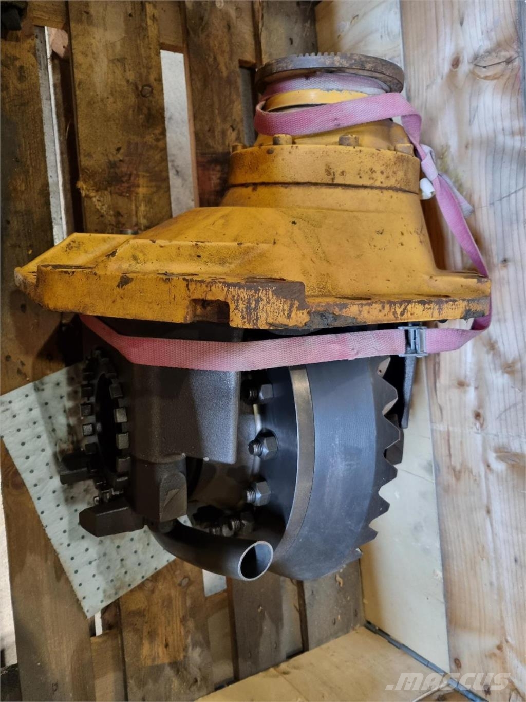 Volvo L180E CENTRUMVÄXEL Ejes