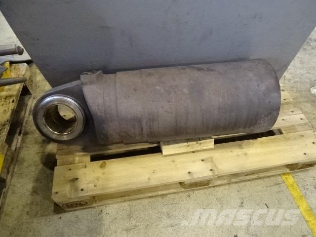 Volvo L180E Cylinderrör Ďalšie komponenty