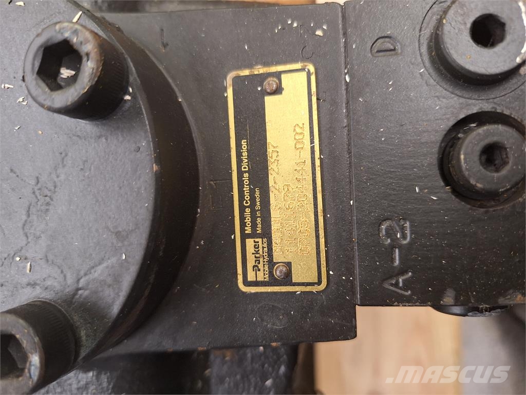 Volvo L180E MANÖVERVENTIL Hidraulikos įrenginiai