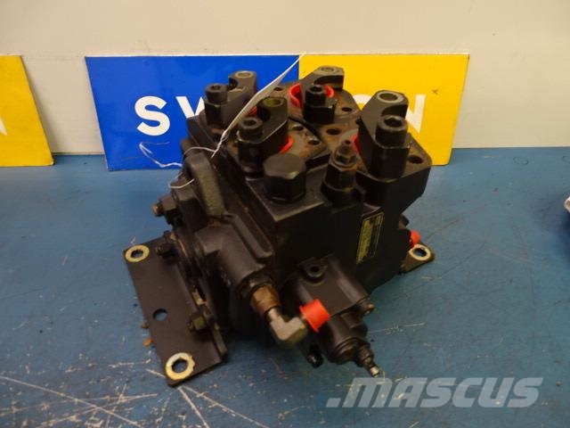 Volvo L180E MANÖVERVENTIL Hydrauliikka