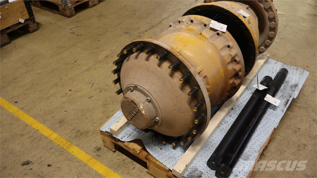 Volvo L180E NAVREDUKTION Ejes