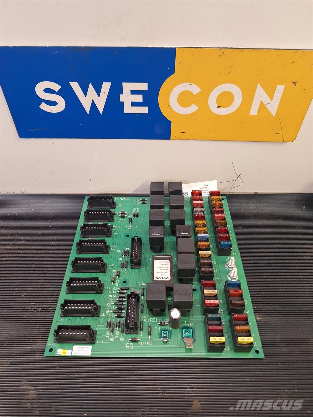 Volvo L180E PRINTED CIRCUIT BOARD 일렉트로닉스