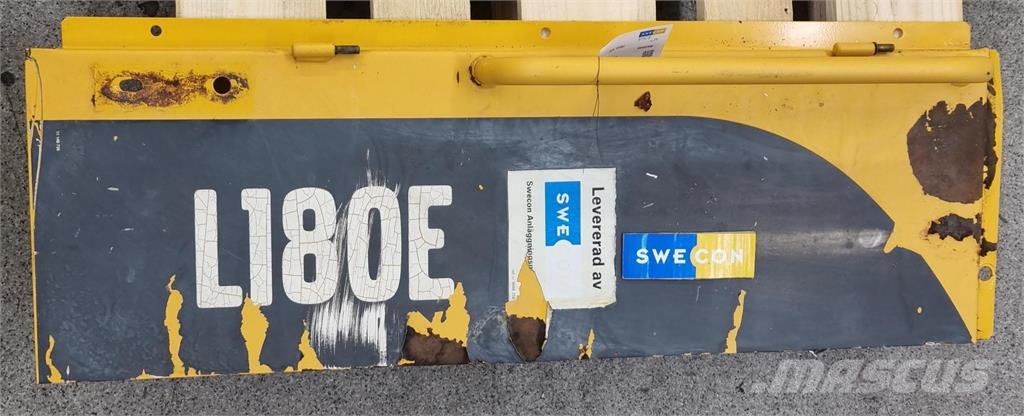 Volvo L180E SIDOPANEL Alusta ja jousitus