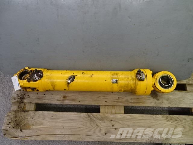 Volvo L180E STYRCYLINDER Alusta ja jousitus