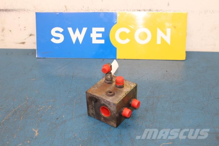 Volvo L180E Ventilblock Hidravlika