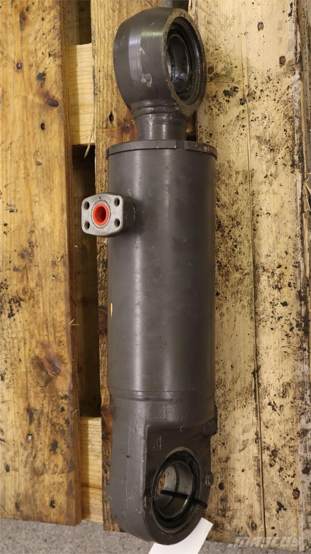 Volvo L180EHL HYDRAULCYLINDER Hidravlika