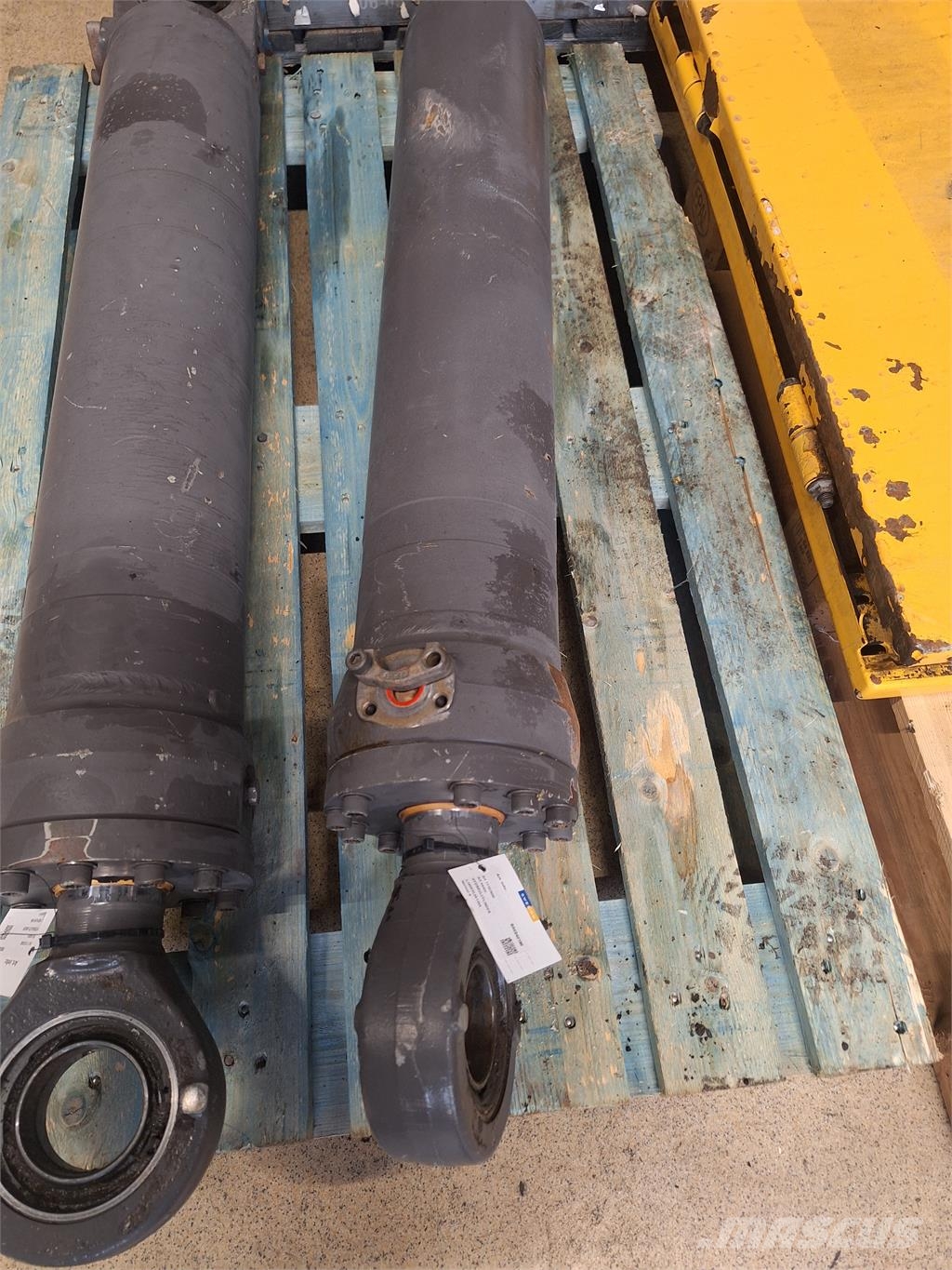 Volvo L180EHL HYDRAULCYLINDER مكونات أخرى