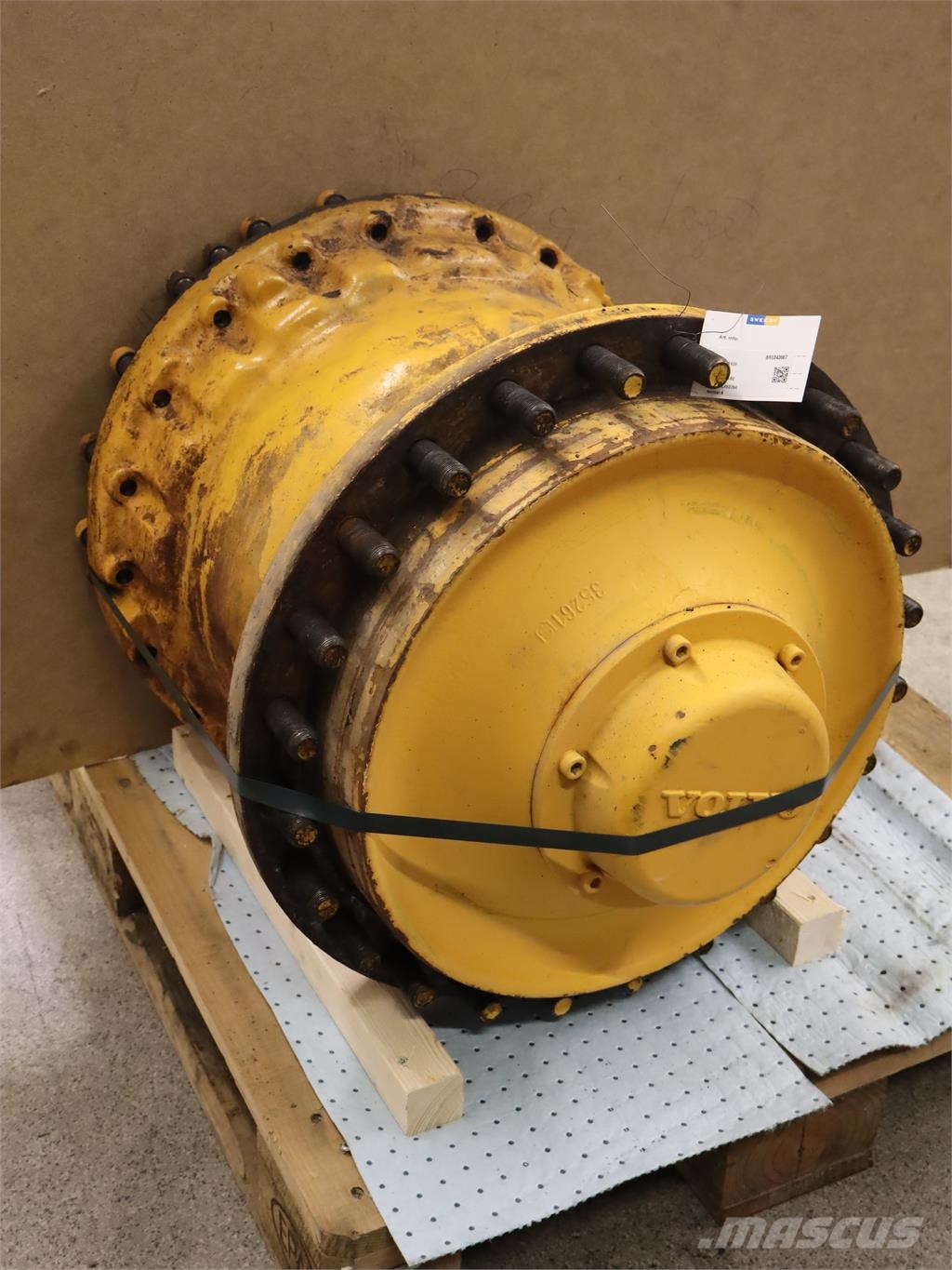 Volvo L180EHL KOMPLETT NAVREDUKTION FRAM INKL. BROMSPAKE Hjulaxlar