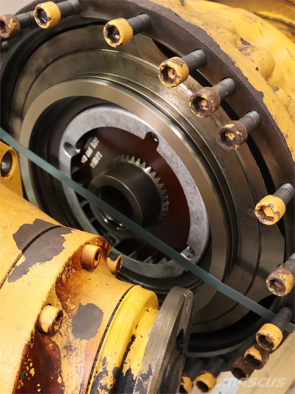 Volvo L180EHL KOMPLETT NAVREDUKTION FRAM INKL. BROMSPAKE Hjulaxlar