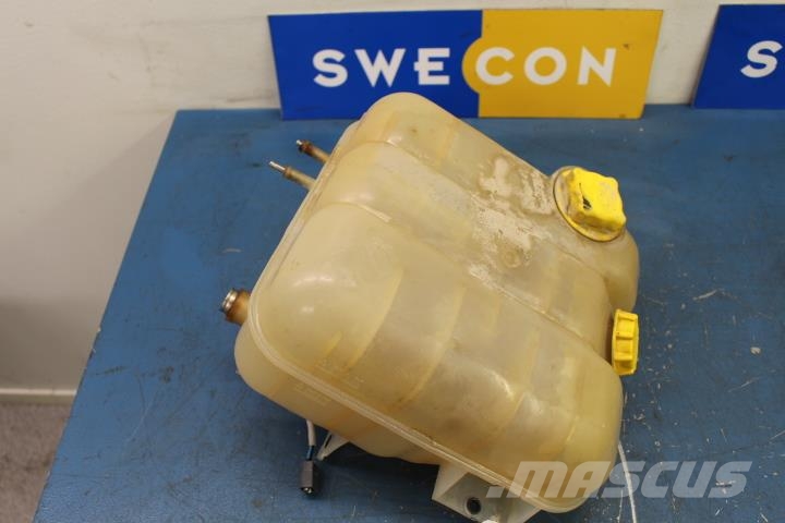Volvo L180F Kylsystem Expansionskärl 散热器