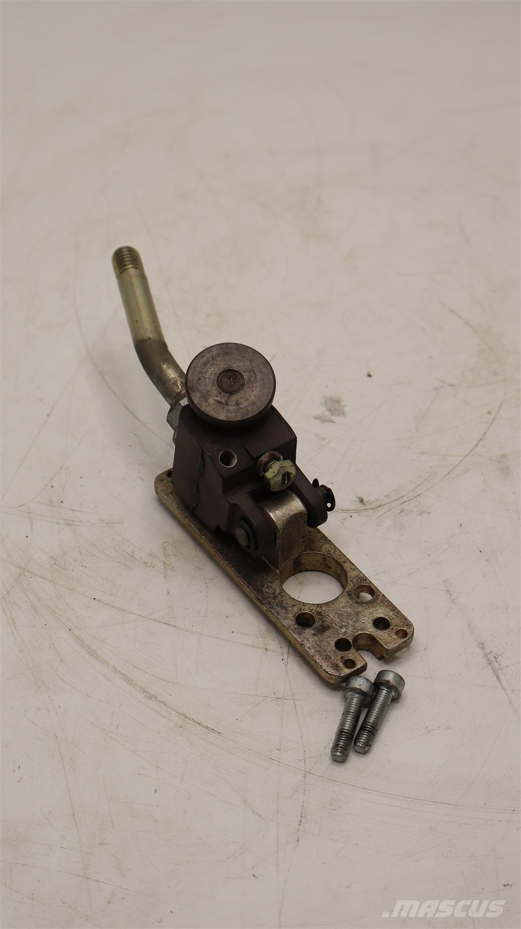 Volvo L180F LEVER هيدروليات