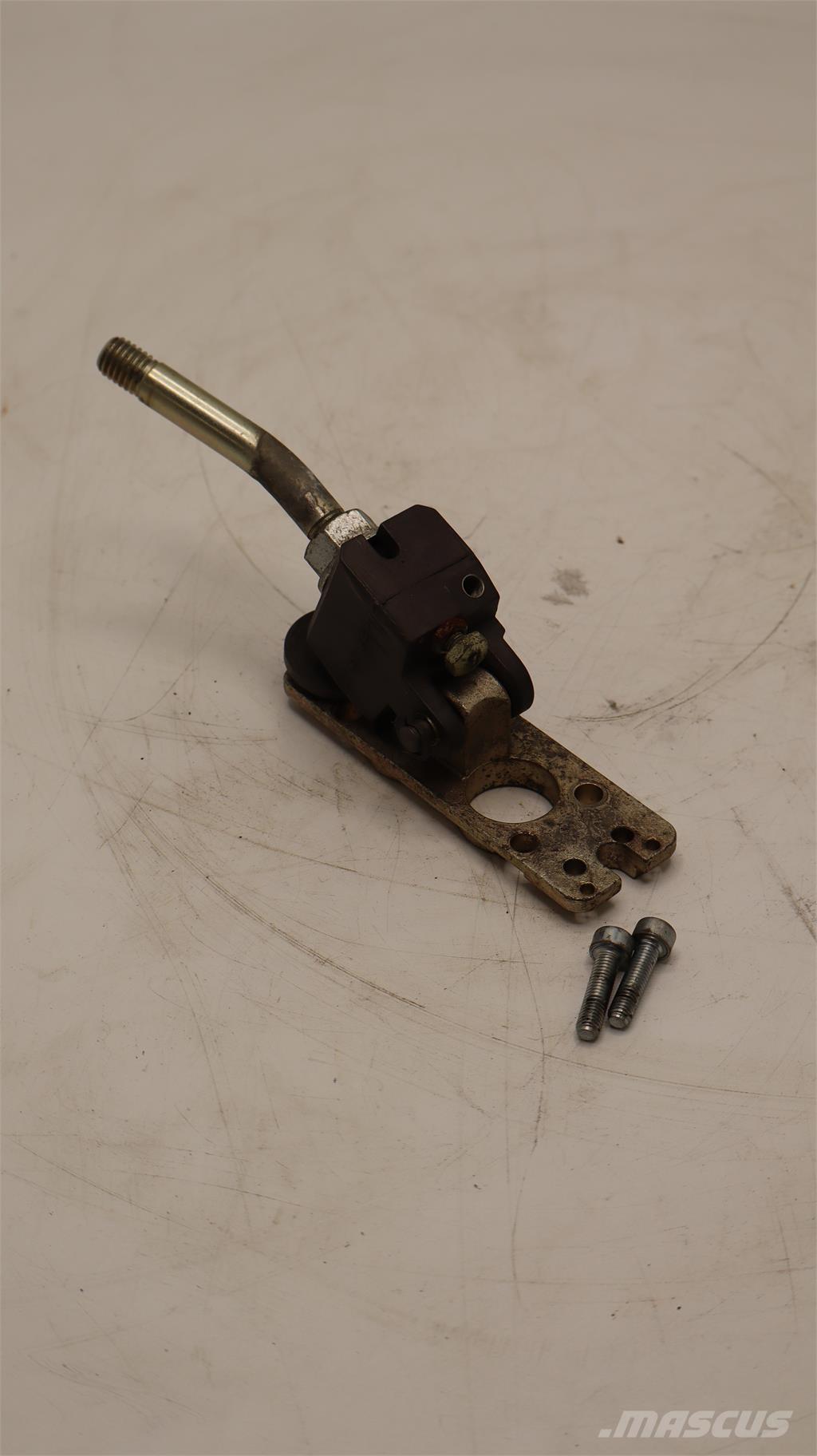 Volvo L180F LEVER هيدروليات
