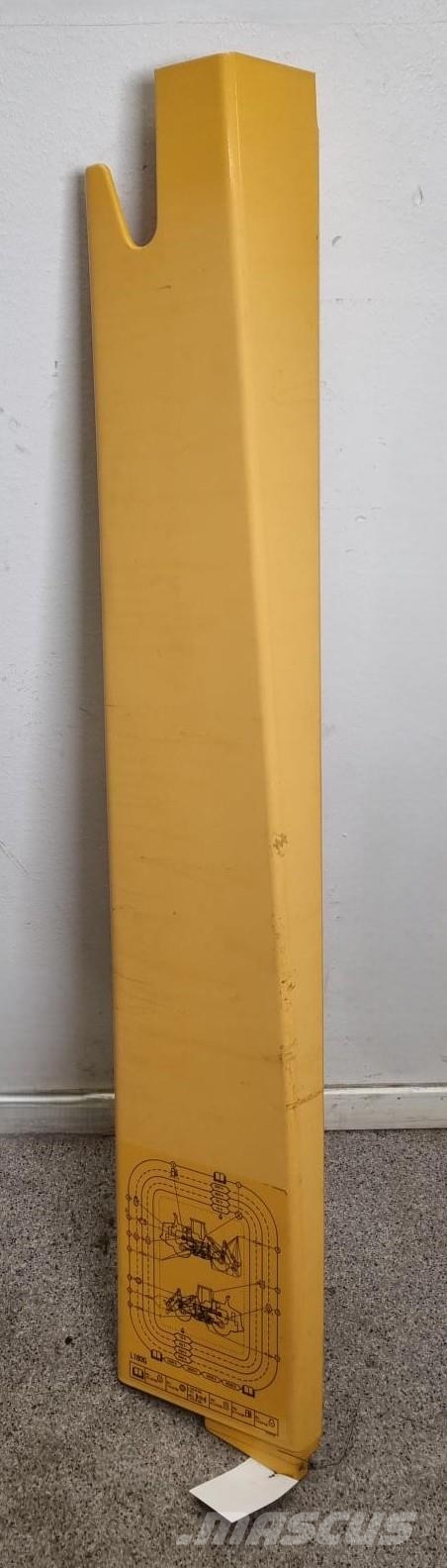 Volvo L180G PANEL Šasija un piekare