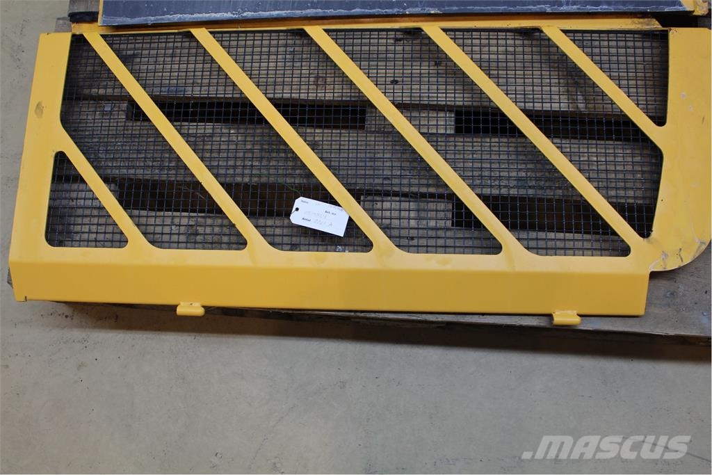 Volvo L220E Sidoluckor Chassis and suspension