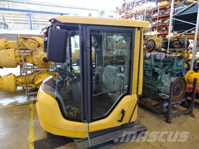 Volvo L220F Hytt (ej komplett) Chassi e suspensão