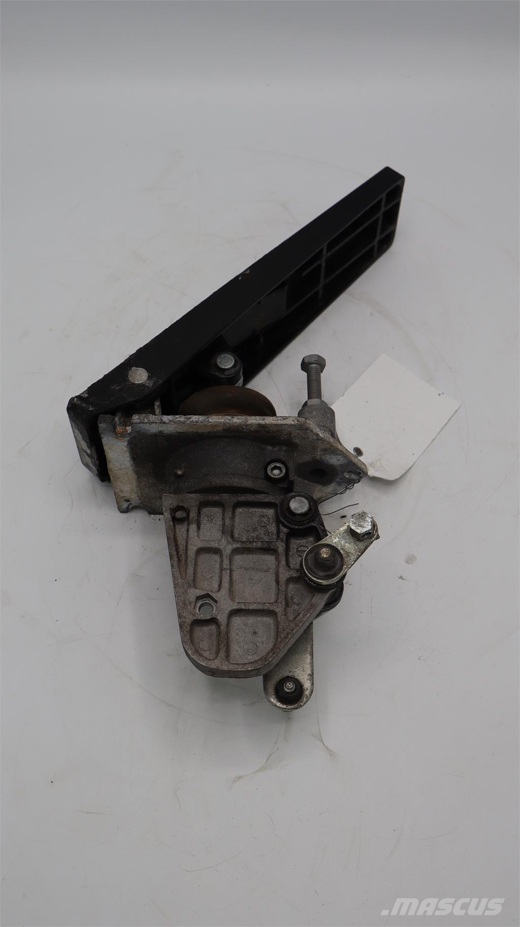 Volvo L25F GASPEDAL Kabinos ir interjeras