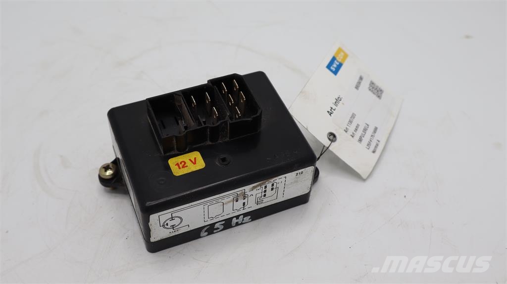 Volvo L25F IMPULSRELÄ Elektronika