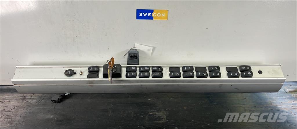 Volvo L260H PANELPLÅT Kabinos ir interjeras