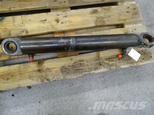 Volvo L30 LYFTCYLINDER Other components