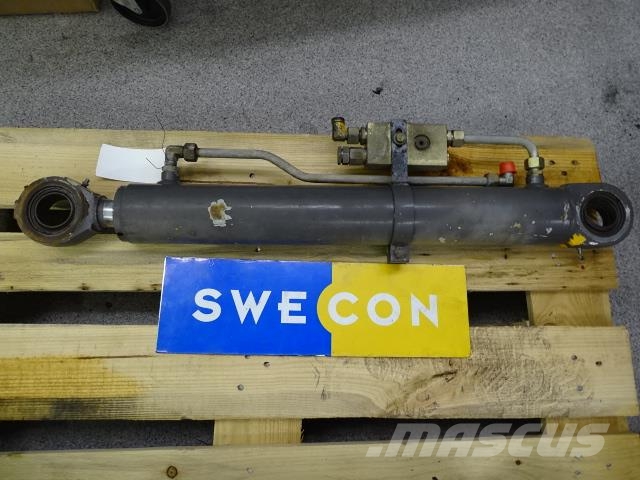 Volvo L30 LYFTCYLINDER Other components