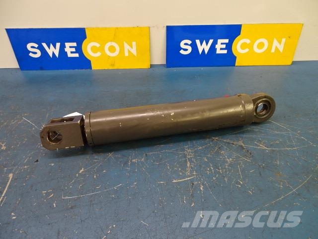 Volvo L45B STYRCYLINDER Važiuoklė ir suspensija