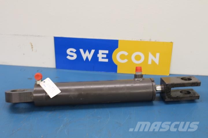 Volvo L45F STYRCYLINDER Važiuoklė ir suspensija