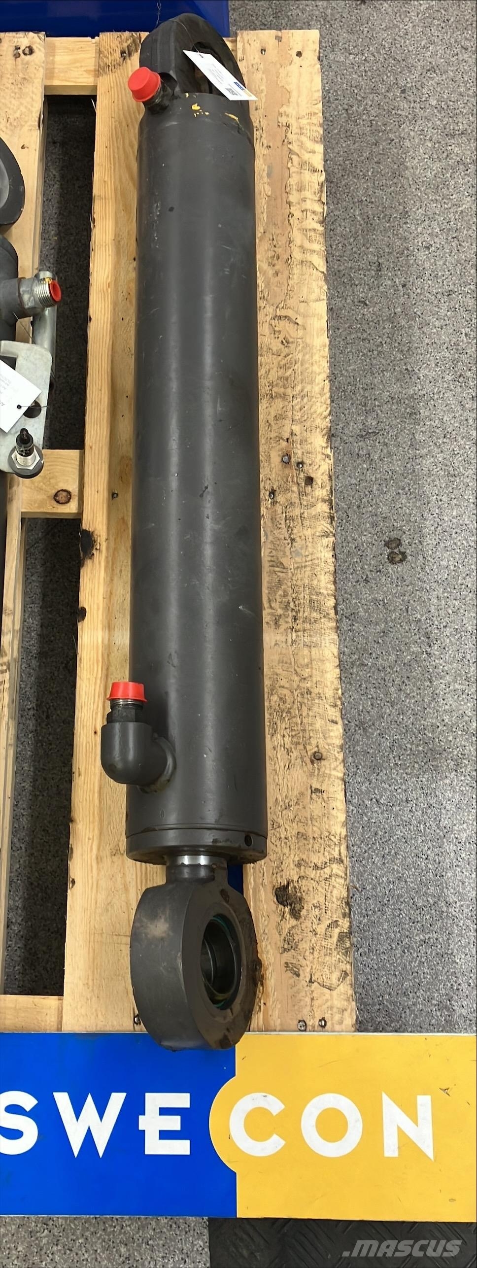 Volvo L50F LYFTCYLINDER Ďalšie komponenty