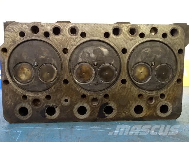 Volvo L70D CYLINDERHUVUD 发动机