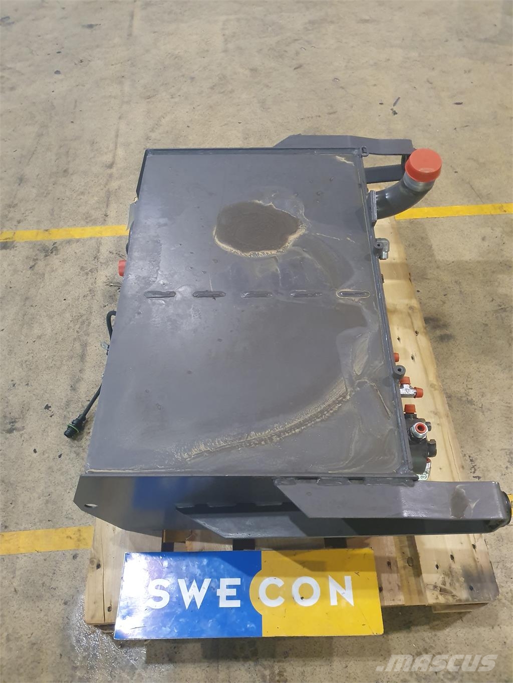 Volvo L70F HYDRAULOLJETANK Hidraulika