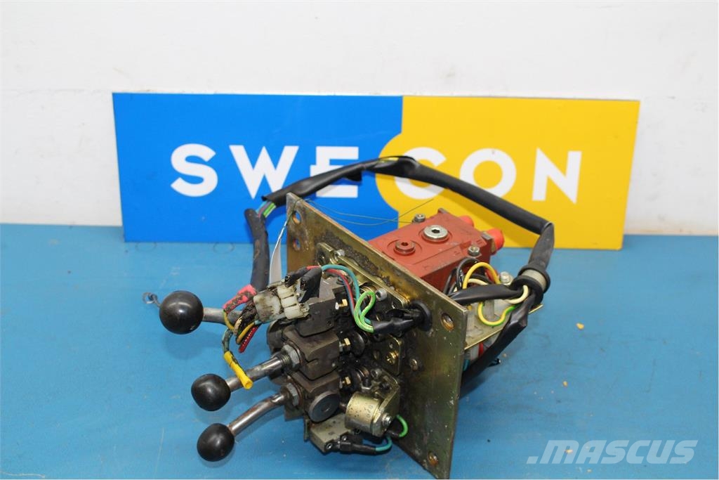 Volvo L90 Hydraul Servoventil 3:e funkti Hydraulik