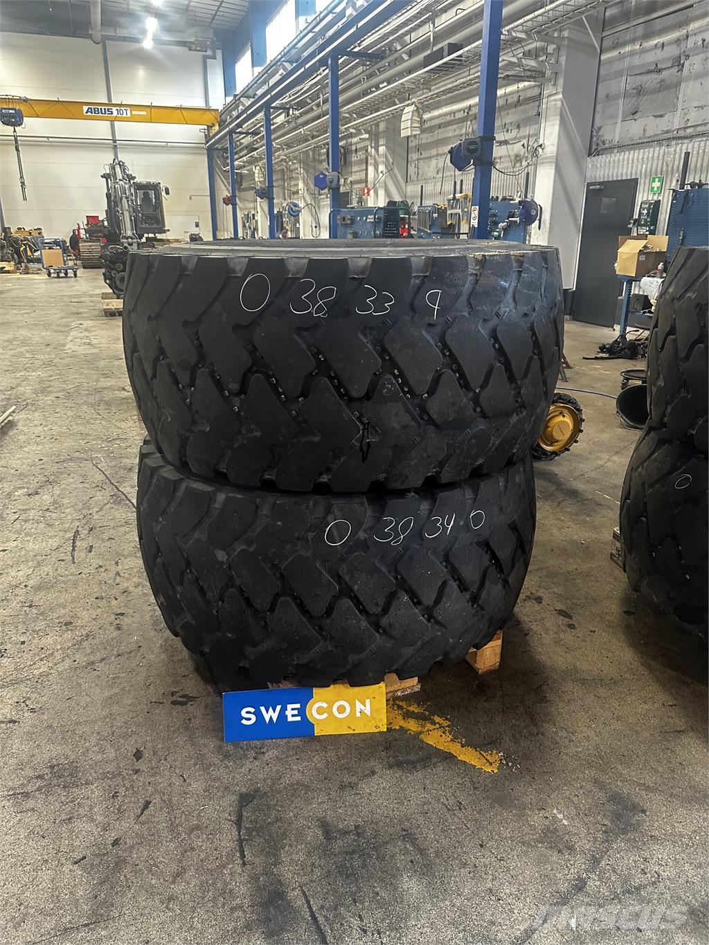 Volvo L90E HJUL Banden, wielen en velgen