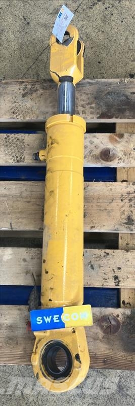 Volvo L90F HYDRAULIC CYLINDER Šasije I ovjese