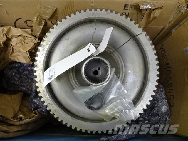 Volvo L90F MOMENTOMVANDLARE Transmisijos