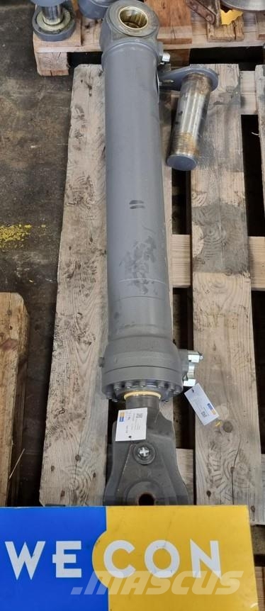Volvo L90H LYFTCYLINDER Ďalšie komponenty