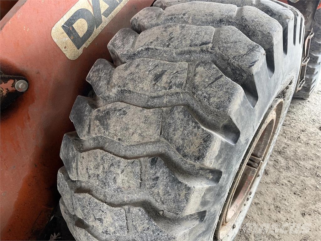 Daewoo MG 300-M Cargadoras sobre ruedas