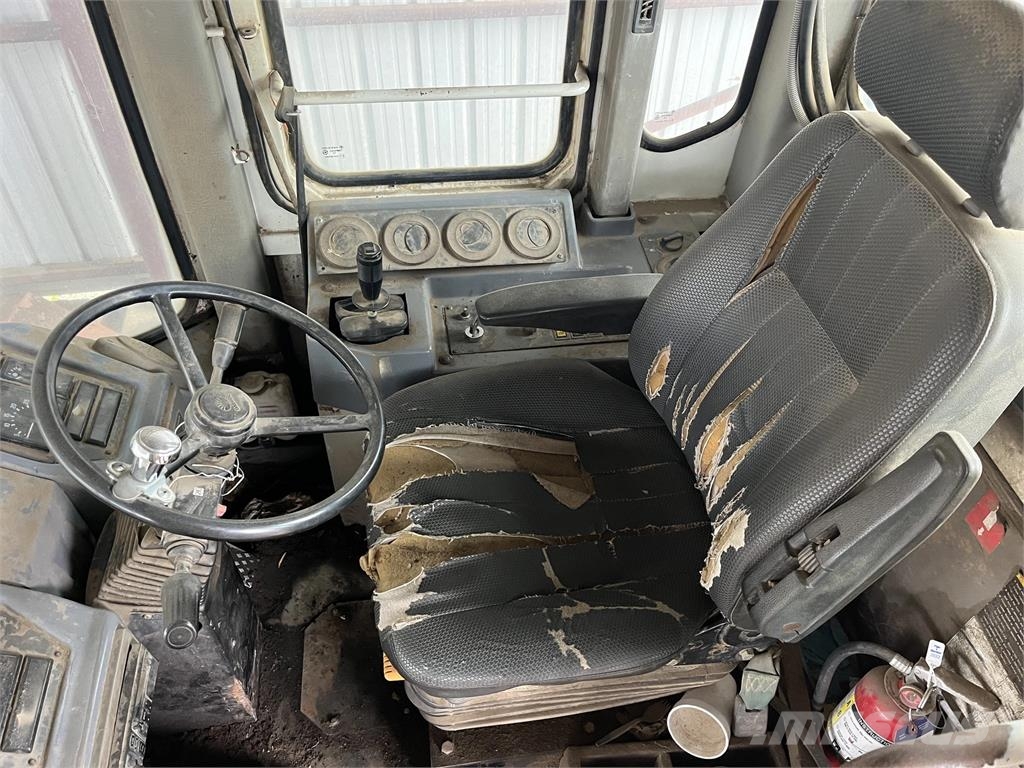 Daewoo MG 300-M Cargadoras sobre ruedas