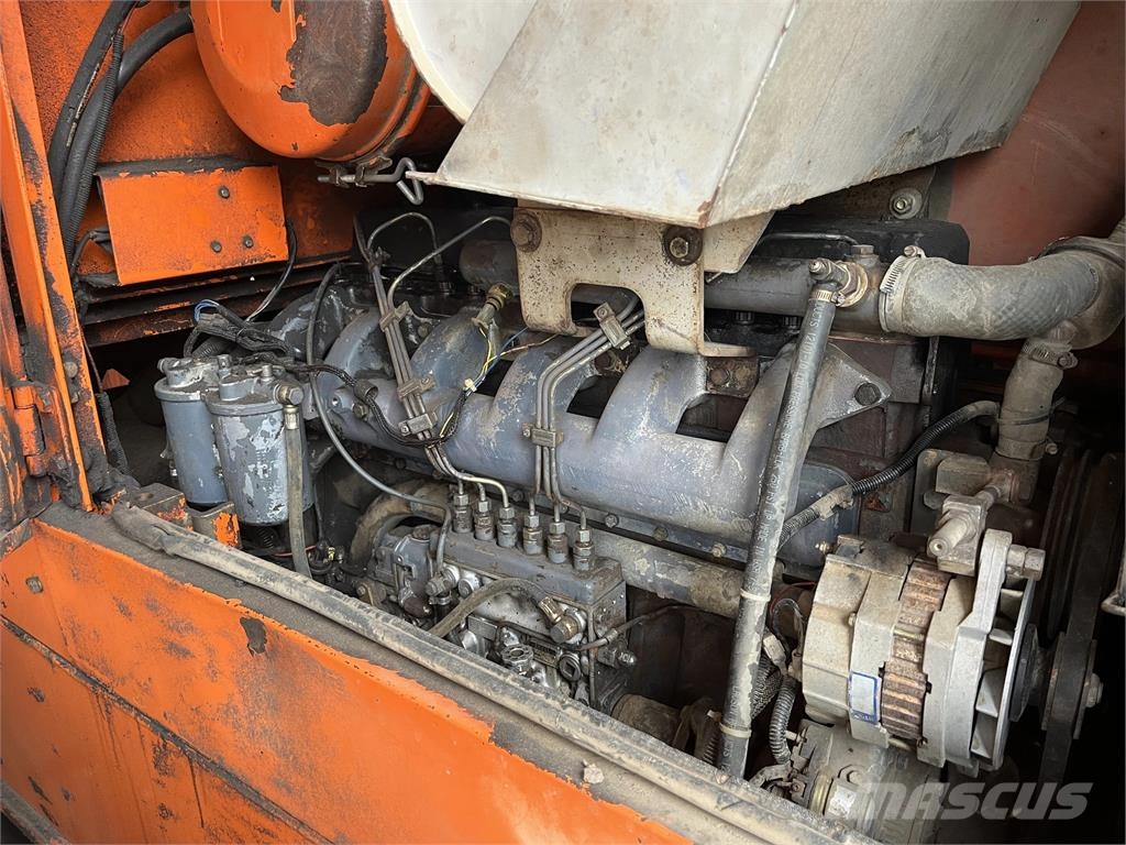 Daewoo MG 300-M Cargadoras sobre ruedas