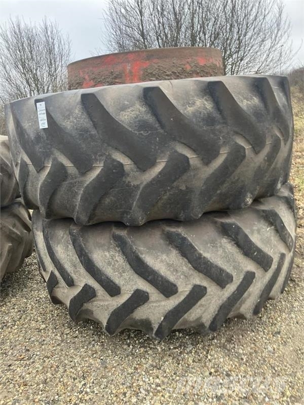 - - - 710/70R42 Tyres, wheels and rims
