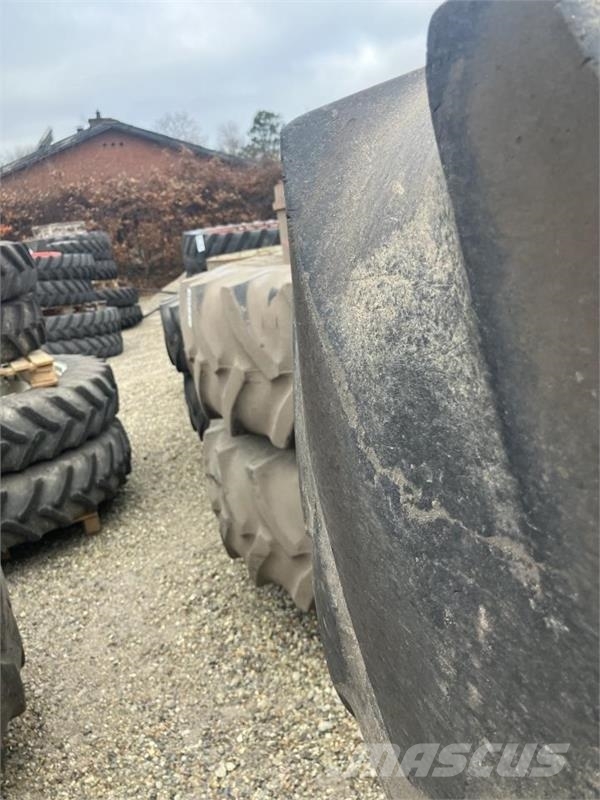- - - 710/70R42 Tyres, wheels and rims