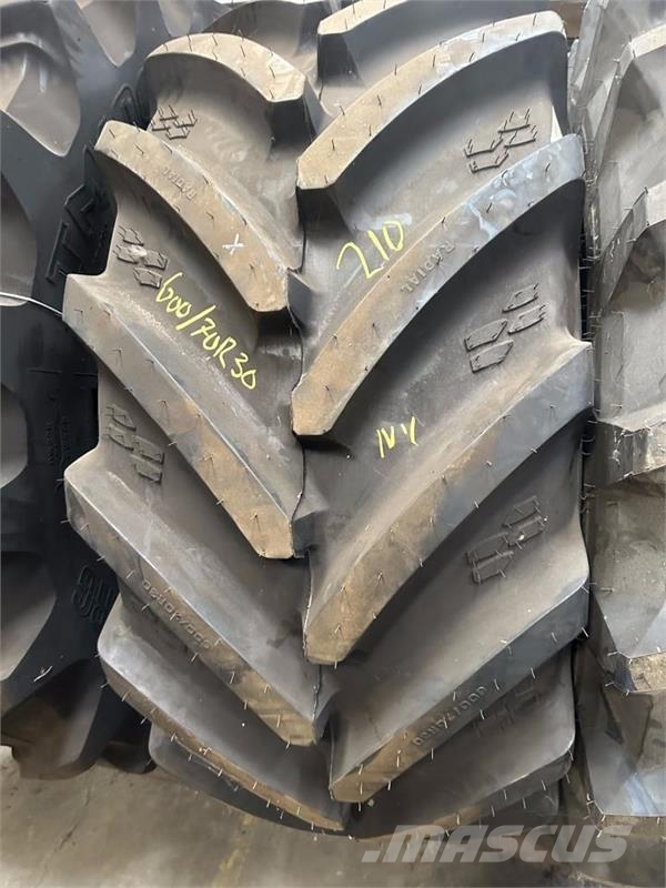 Alliance VF600/60R30 Gumiabroncsok, kerekek és felnik