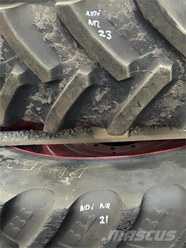 BKT 380/85R34-380/90R50 Neumáticos, ruedas y llantas