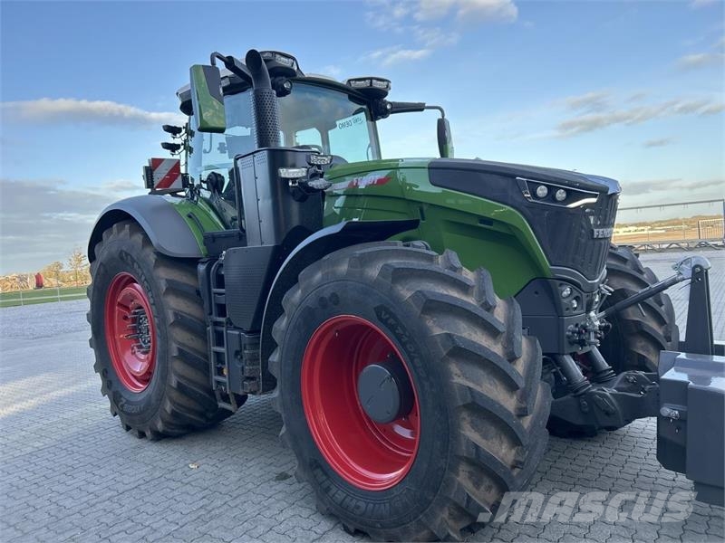 Fendt 1052 VARIO GEN4 Traktoren