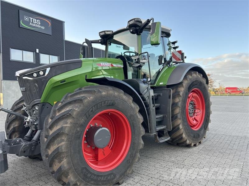 Fendt 1052 VARIO GEN4 Traktoren