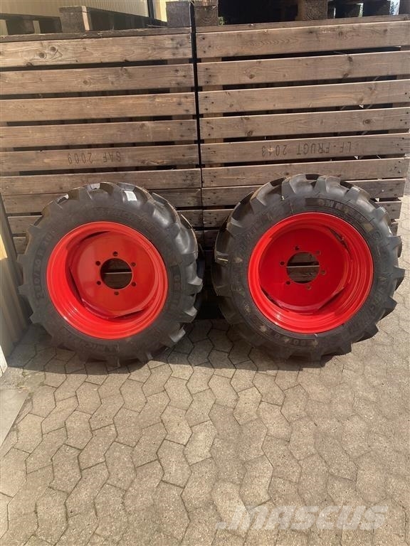Fendt 200 VFPS Vario Nye komplette forhjul Reifen