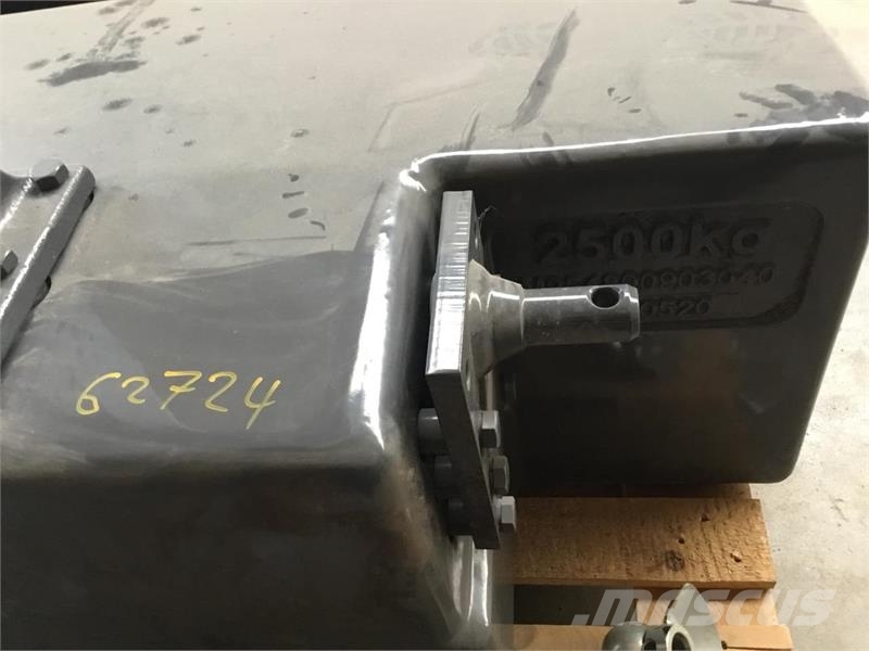 Fendt 2500 KG Frontgewichte