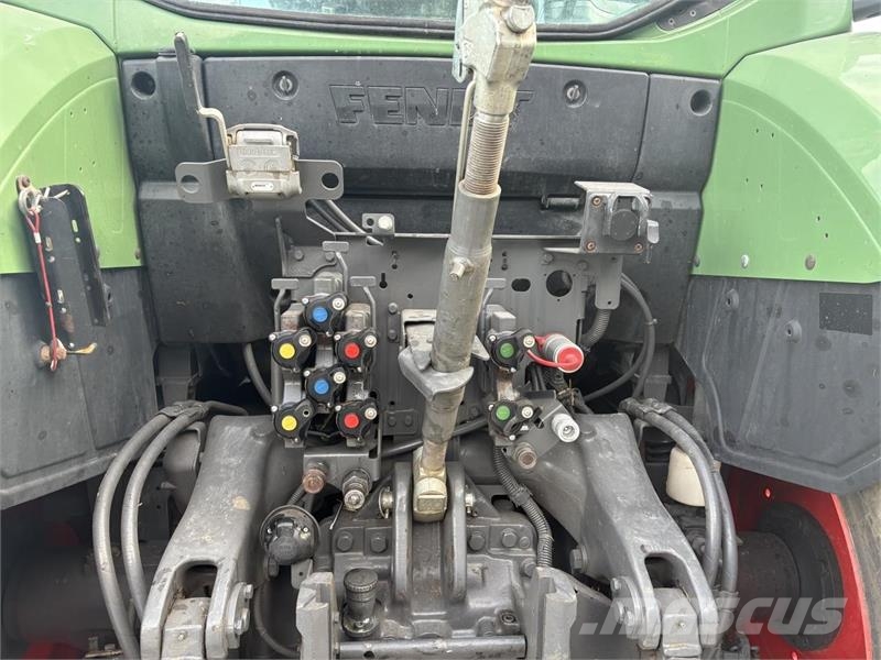 Fendt 516 VARIO SCR Tractors