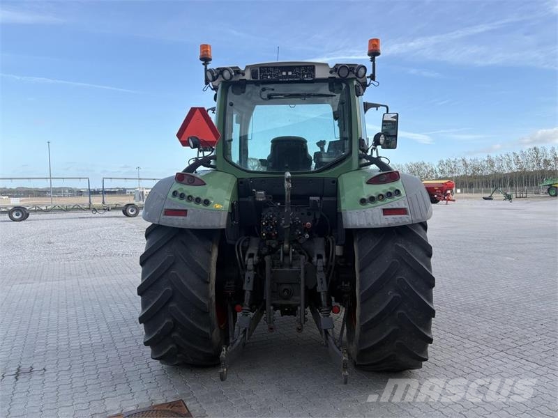 Fendt 516 VARIO SCR Traktori