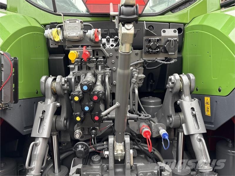 Fendt 618 VARIO GEN1 トラクター