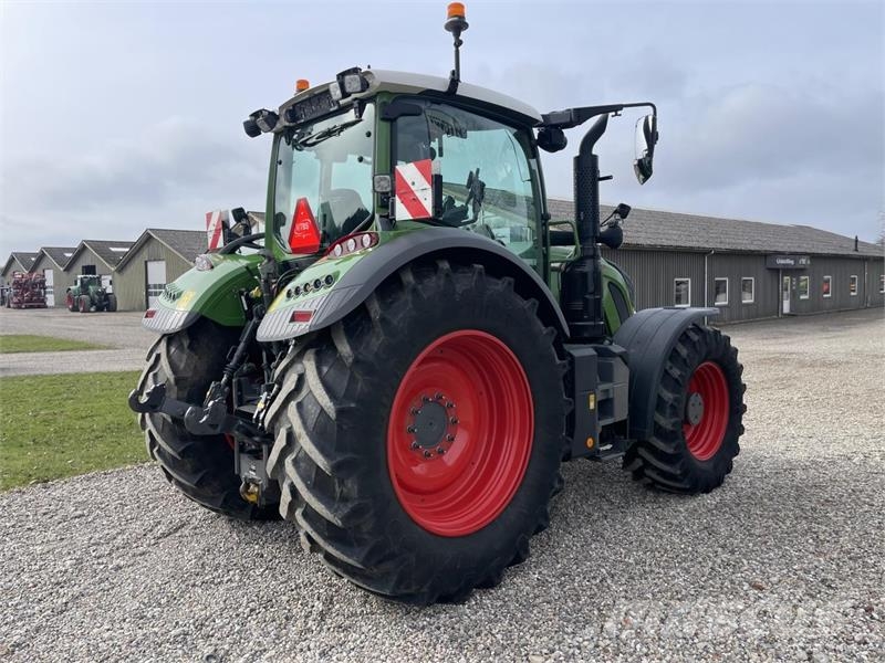 Fendt 720 VARIO GEN6 Traktorer