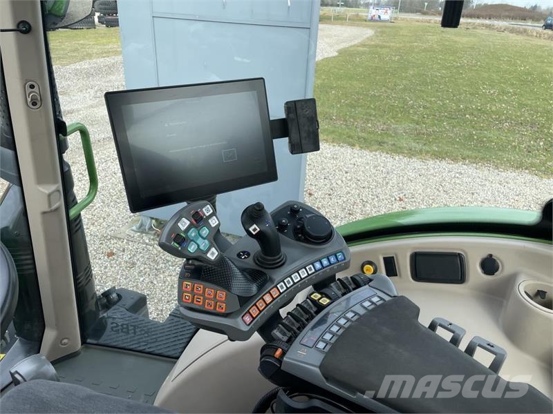 Fendt 720 VARIO GEN6 Traktorer